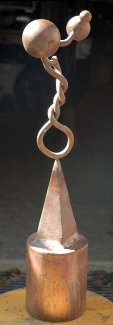 Twist, metal sculpture by Brian Kirk