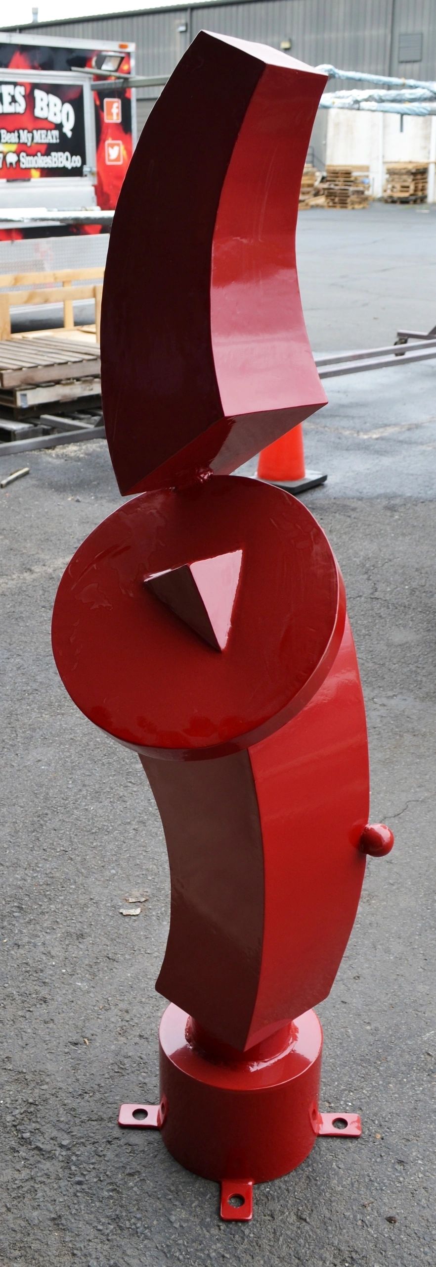 Sumo, Northern Virginia Community College, 2018, a commissioned sculpture by Brian Kirk